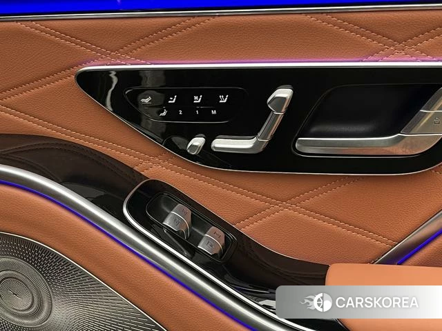Mercedes-Benz Maybach S-class id 4300224 из Китая 19