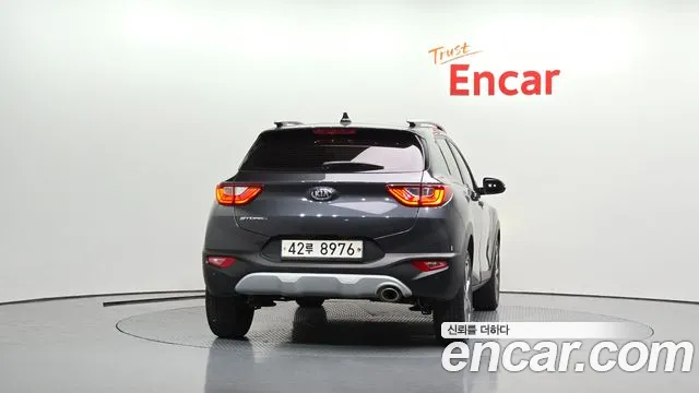 Kia Stonic id 2733619 из Кореи 14