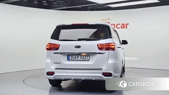 Kia The New Carnival id 3601836 из Кореи 14