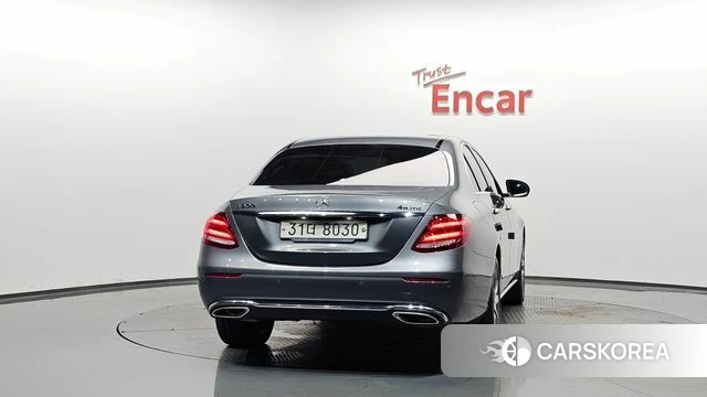 Mercedes-Benz E-Class W213 id 4536293 из Кореи 32