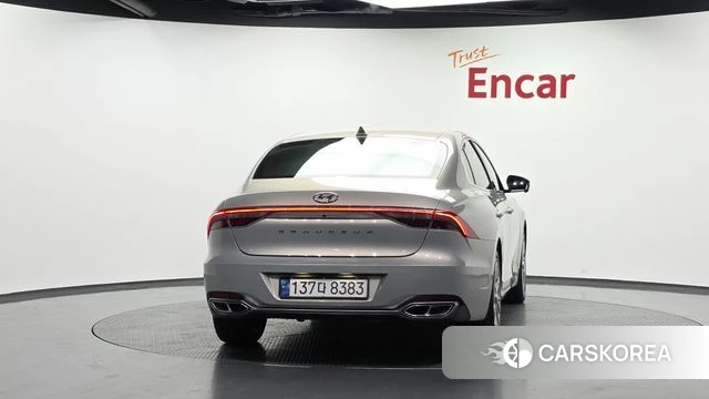 Hyundai The New Grandeur IG id 4702717 из Кореи 32