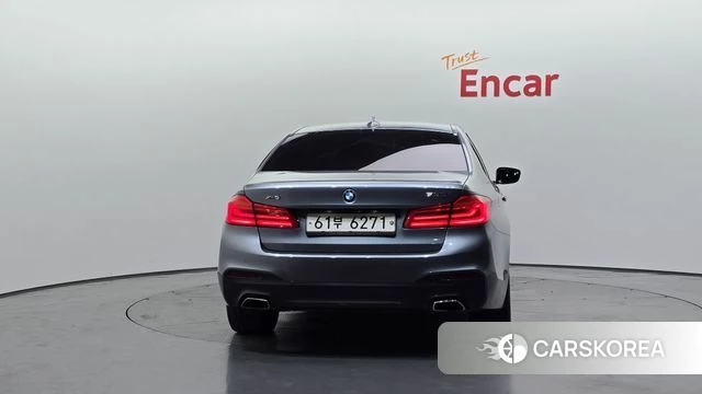 BMW 5 Series (G30) id 4435803 из Кореи 14