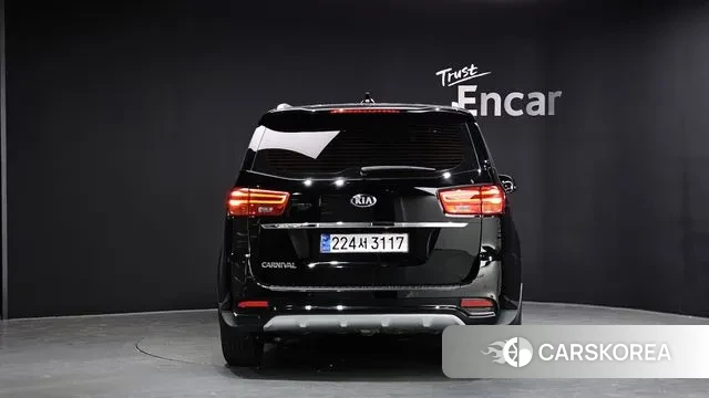 Kia The New Carnival id 3552559 из Кореи 14