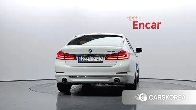 BMW 5 Series (G30) id 3019035 из Кореи 14