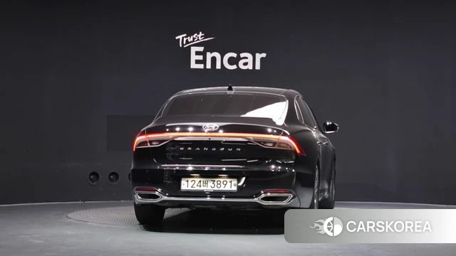 Hyundai The New Grandeur IG id 4732339 из Кореи 28