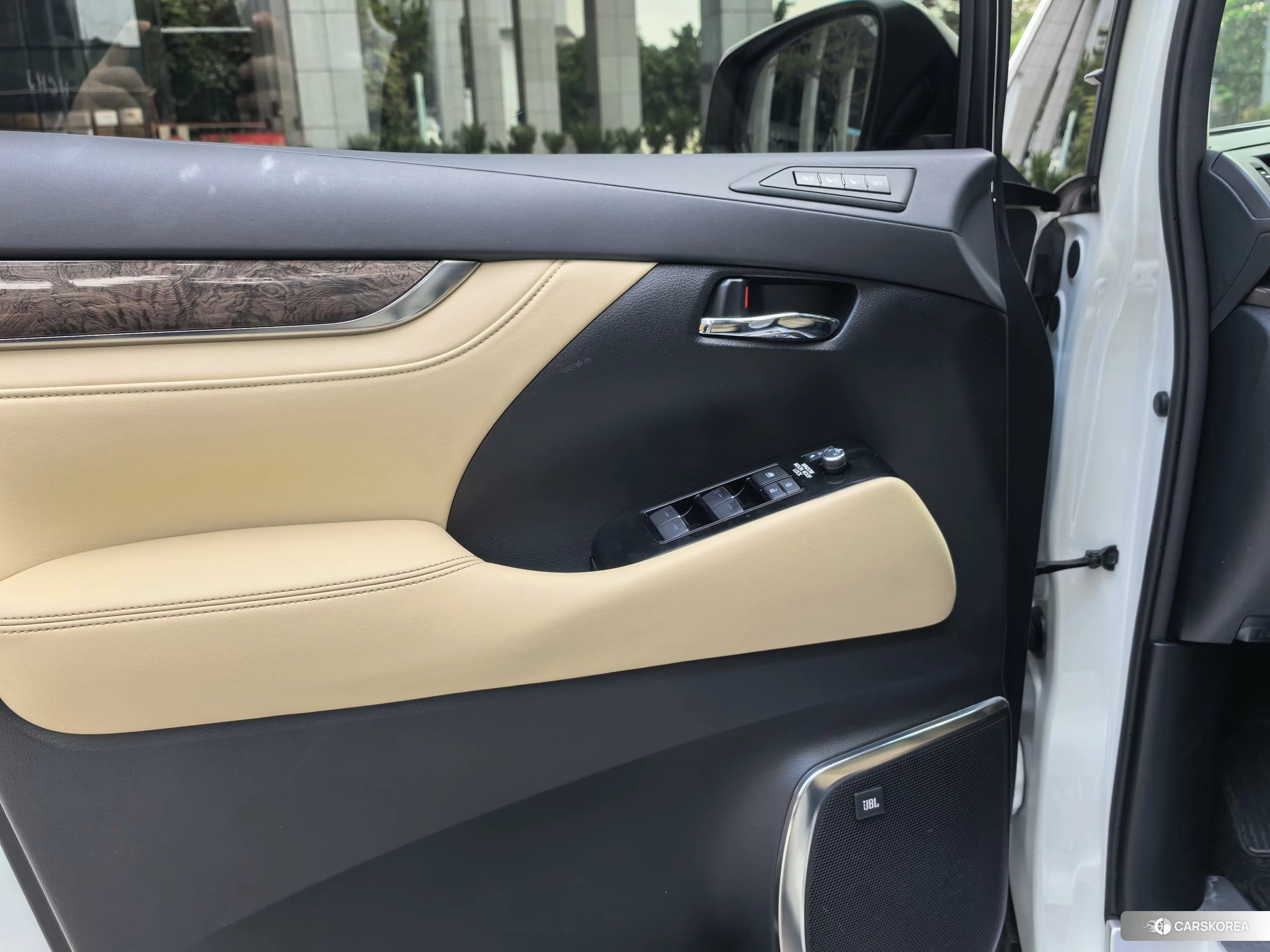 Toyota Elfa id 4467700 из Китая 10
