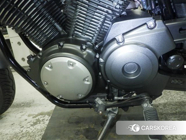 Engine photo