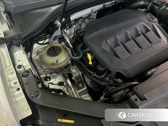 Volkswagen Tiguan L id 4257337 из Китая 20
