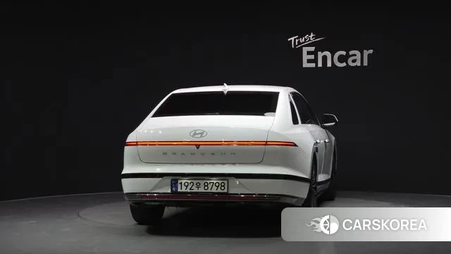 Hyundai Grandeur (GN7) id 2910127 из Кореи 14