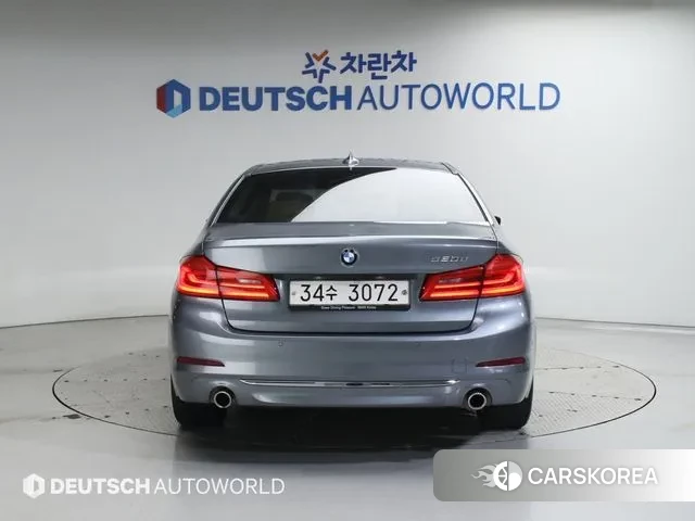 BMW 5 Series (G30) id 3227035 из Кореи 14