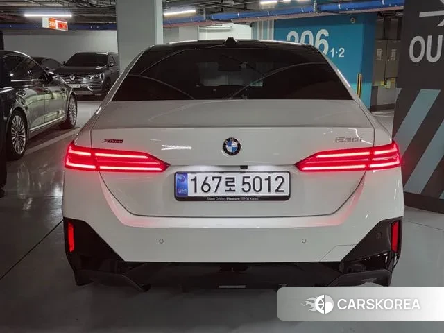 BMW 5 Series (G60) id 3769495 из Кореи 10