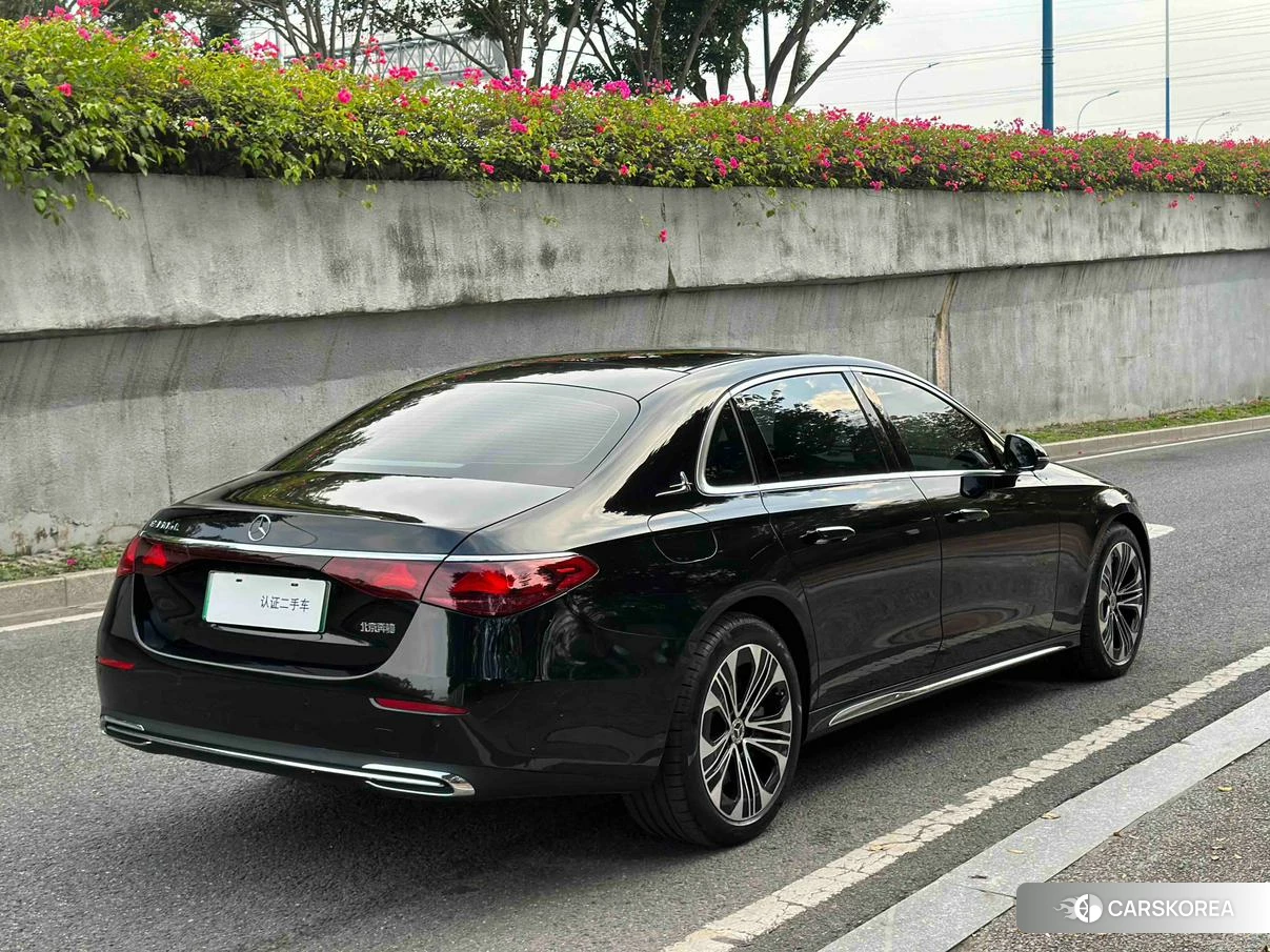 Mercedes-Benz E-Class id 4498831 из Китая 16