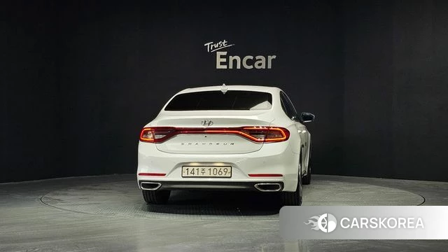 Hyundai Grandeur IG id 4339667 из Кореи 26