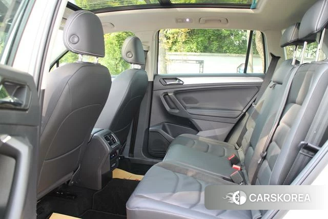 Volkswagen Tiguan L id 4219716 из Китая 8
