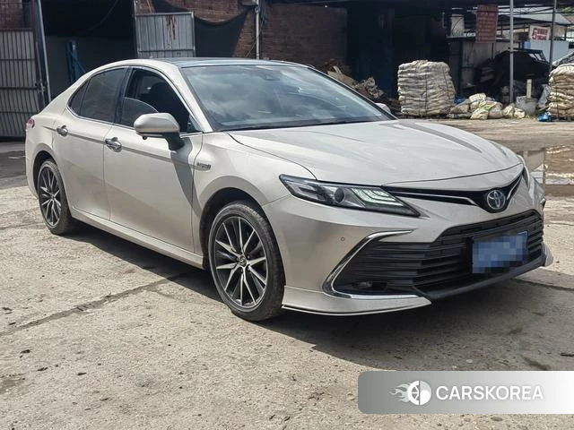 Toyota Camry 2022 Серебристо-серый из Китая, фото 5