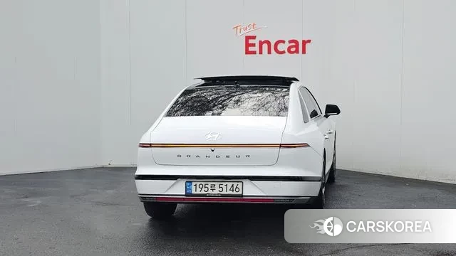 Hyundai Grandeur (GN7) id 3591125 из Кореи 14