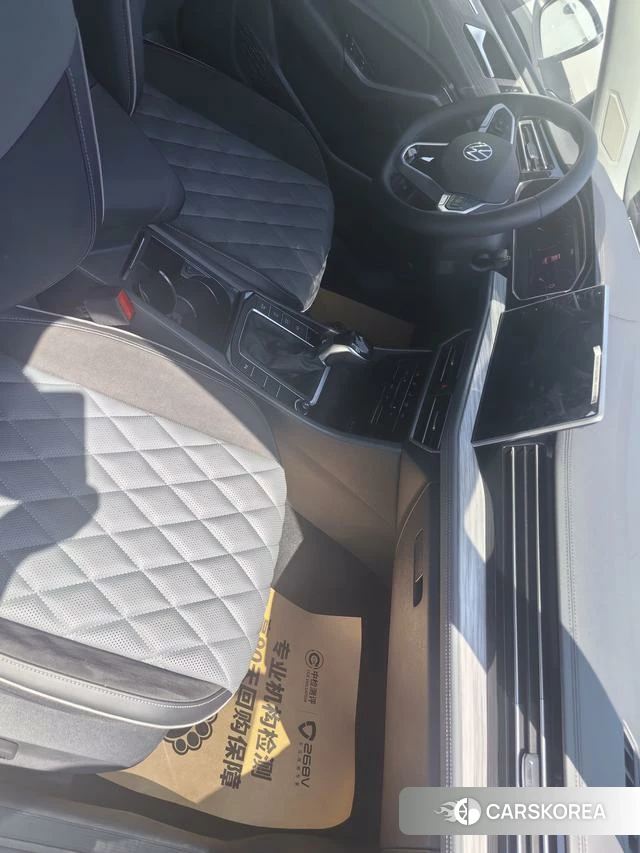 Volkswagen Sagitar 2025 Белый из Китая, фото 4