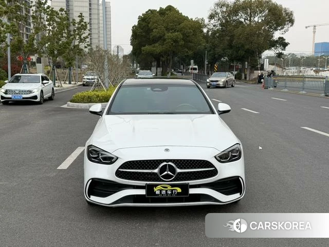 Mercedes-Benz Class C 2023 Белый из Китая, фото 4