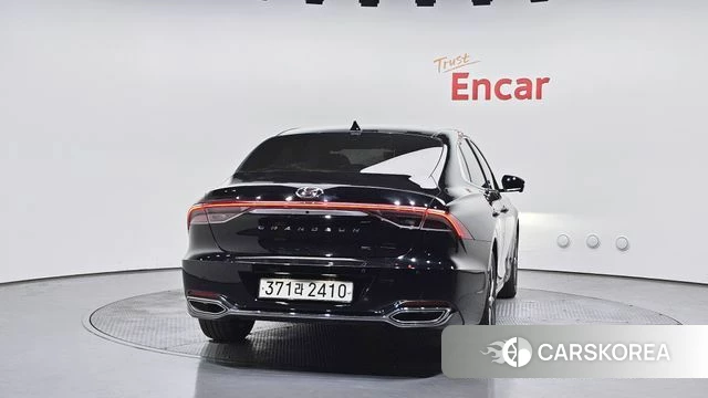 Hyundai The New Grandeur IG id 4267447 из Кореи 27