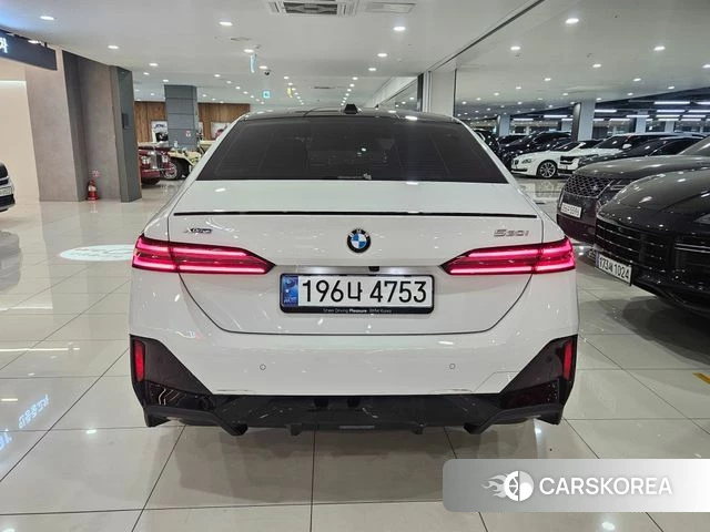 BMW 5 Series (G60) id 4266317 из Кореи 14