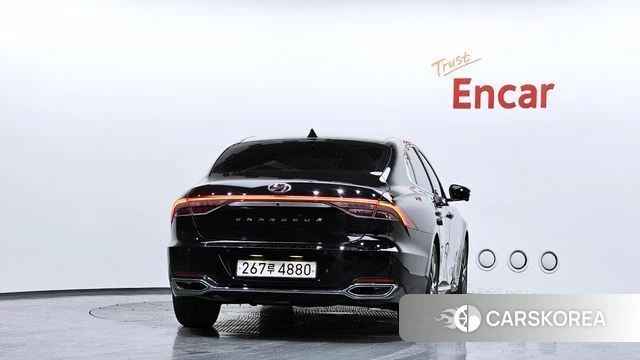 Hyundai The New Grandeur IG id 4355348 из Кореи 34