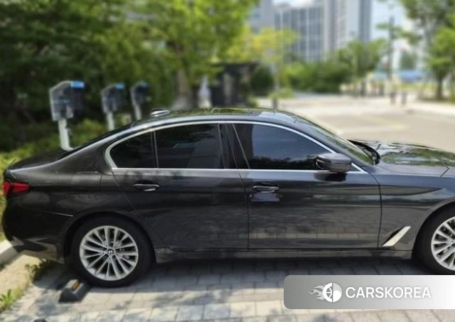 BMW 5 Series (G30) 2021 Серый из Кореи, фото 4