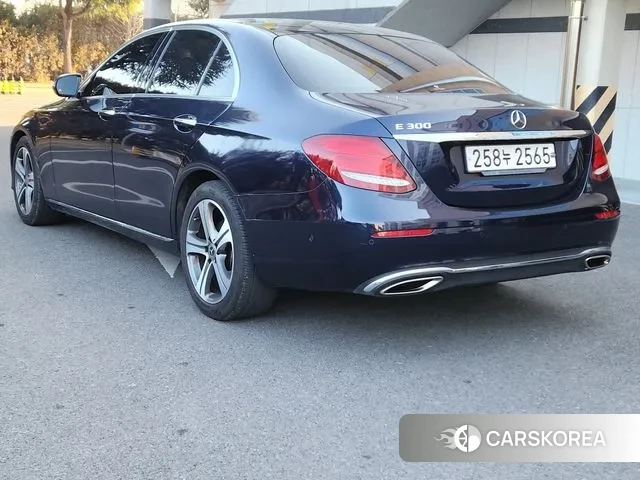 Mercedes-Benz E-Class W213 id 3616882 из Кореи 14