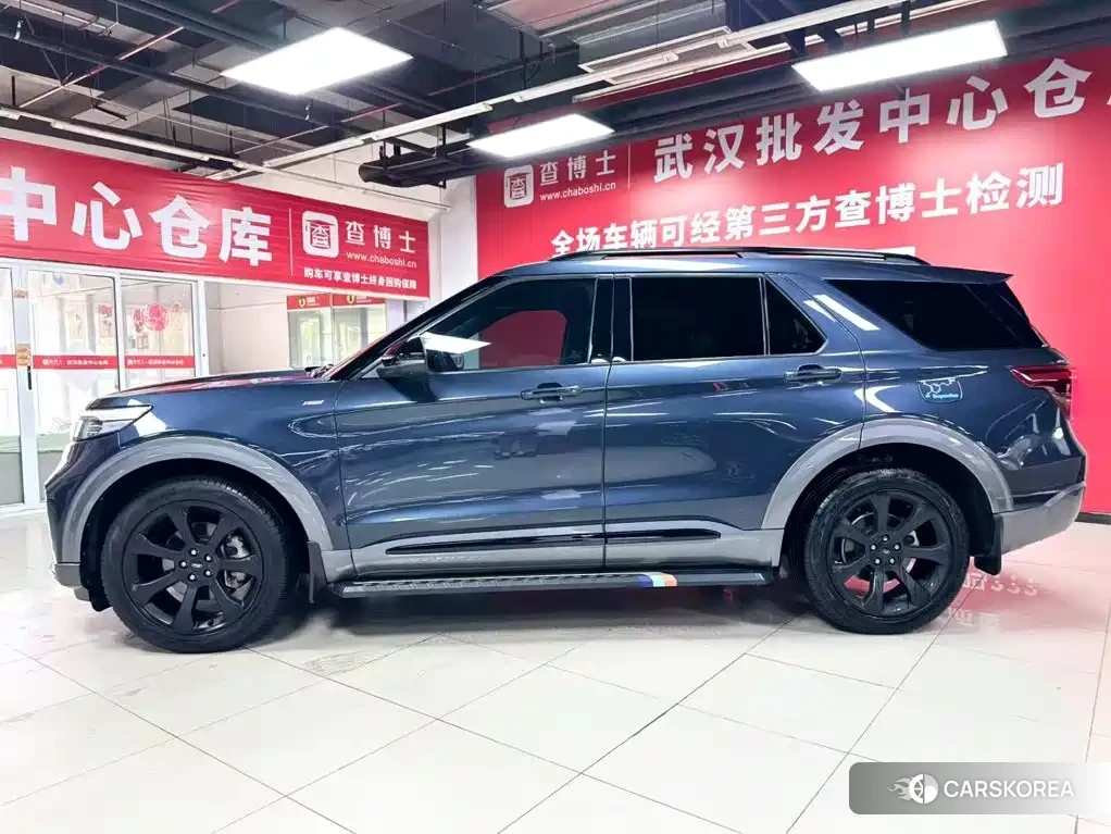 Ford Explorer 2023 Синий из Китая, фото 4