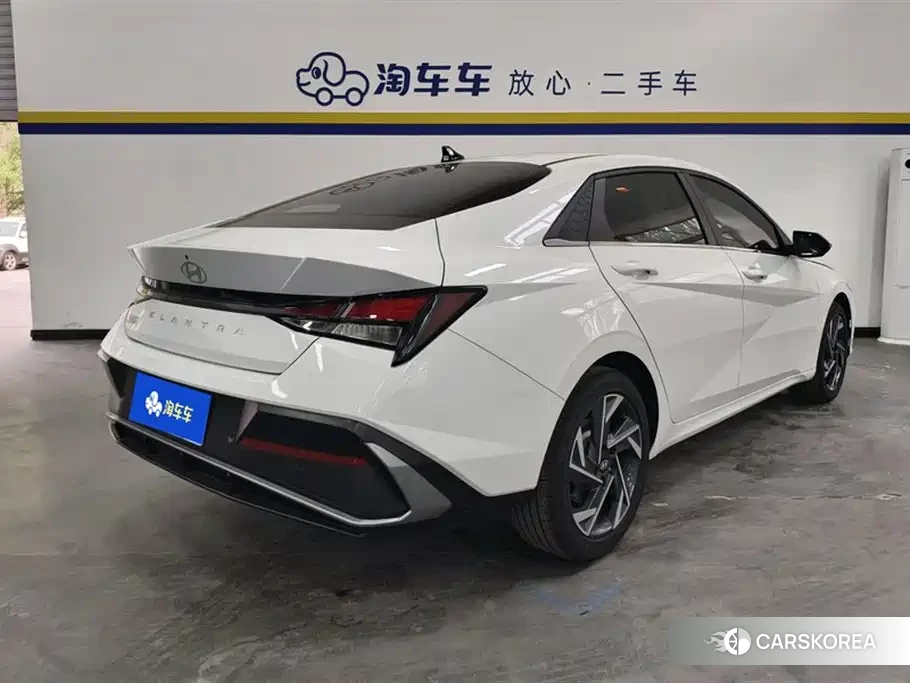 Hyundai Elantra id 4514131 из Китая 10