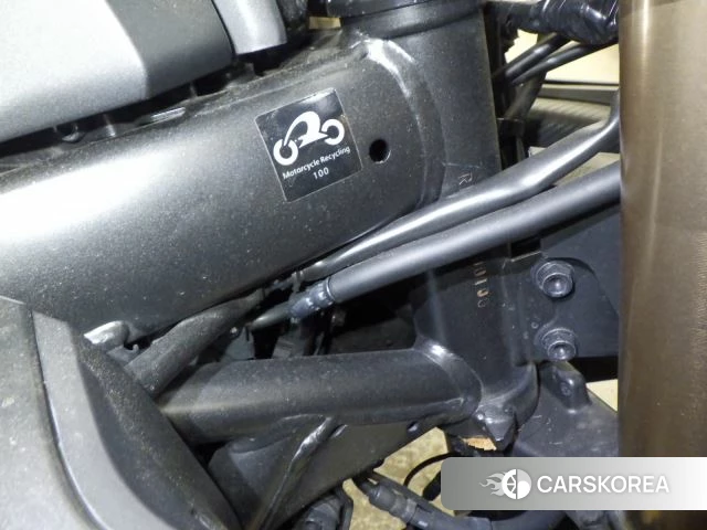 Проданный Honda CBR650R id 3995127 из Японии, фото 18