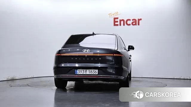 Hyundai Grandeur (GN7) id 3042530 из Кореи 14