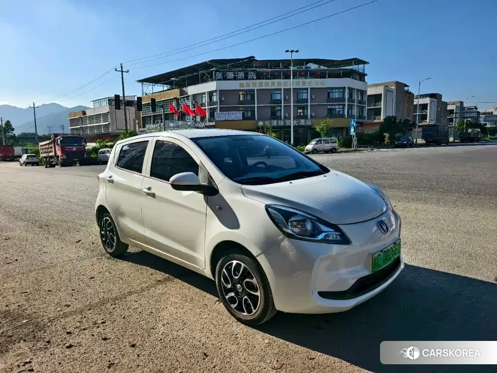 Chang'an Benben E-Star 2022 Белый из Китая, фото 4