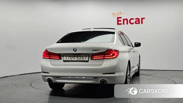 BMW 5 Series (G30) id 4459514 из Кореи 14