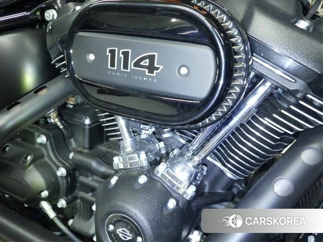 Engine photo