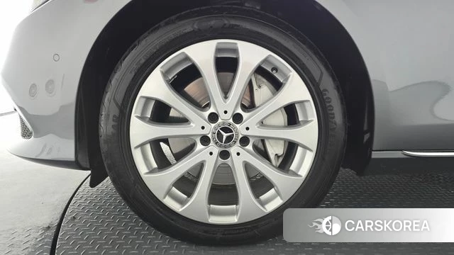 Mercedes-Benz E-Class W213 id 4311113 из Кореи 28