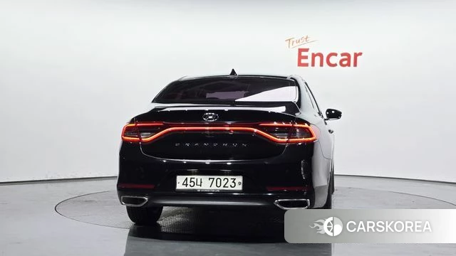 Hyundai Grandeur IG id 3917556 из Кореи 14