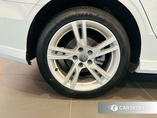 Audi A3 id 3889137 из Китая 10