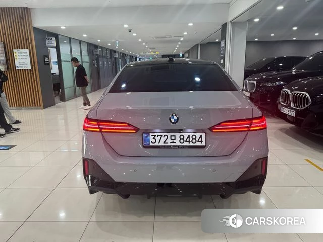 BMW 5 Series (G60) id 4200706 из Кореи 11