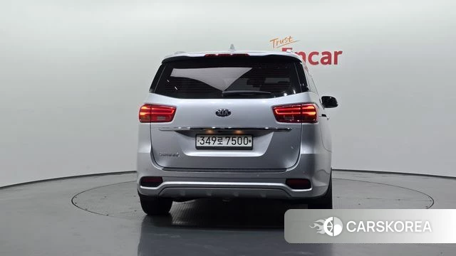 Kia The New Carnival id 4508075 из Кореи 14