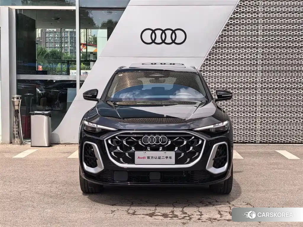 Audi Q5L id 4664397 из Китая 16