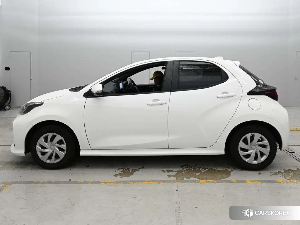 Toyota Yaris 2023 из Японии, фото 4