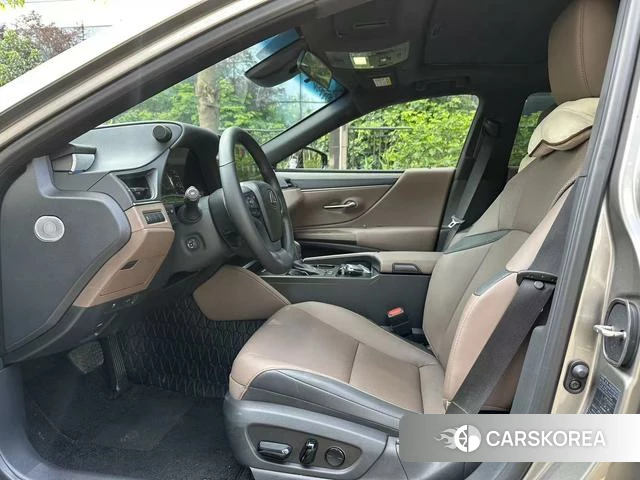 Lexus ES id 4278025 из Китая 7