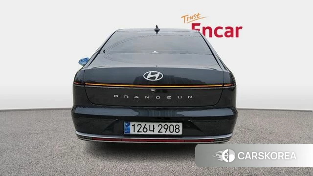 Hyundai Grandeur (GN7) id 3870171 из Кореи 14