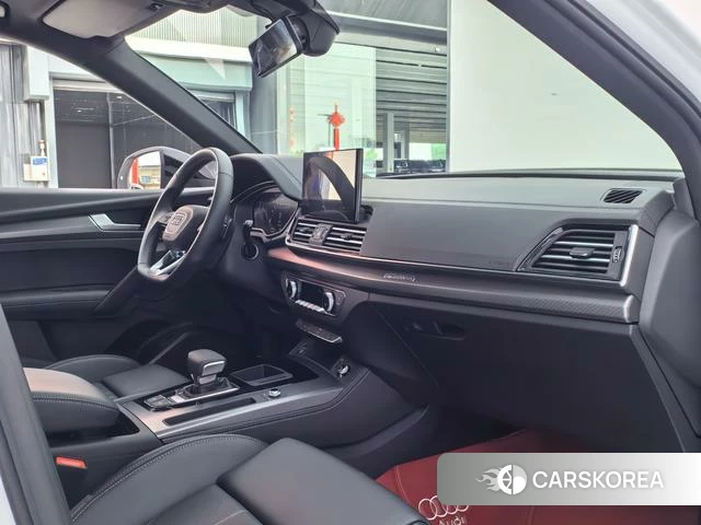 Audi Q5L id 4321167 из Китая 12