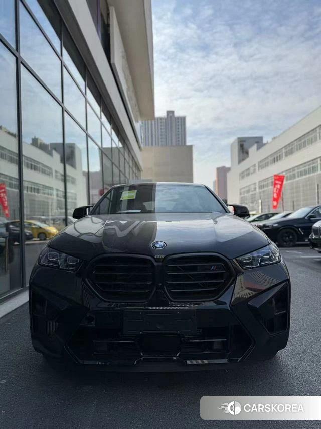 BMW X6 M 2023 Черный из Китая, фото 4