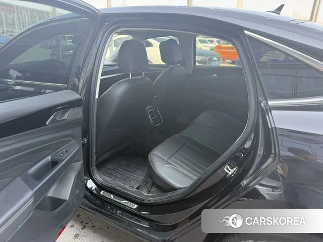 Volkswagen Passat 2022 Черный из Китая, фото 4