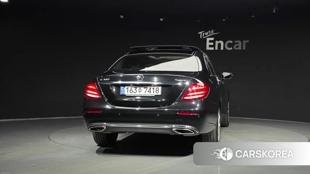 Mercedes-Benz E-Class W213 id 4568360 из Кореи 14
