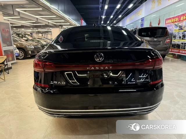 Volkswagen Passat 2024 Черный из Китая, фото 4