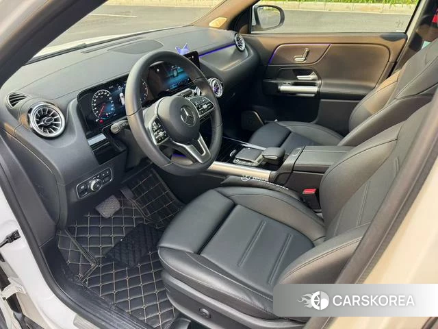 Mercedes-Benz GLA 2023 Белый из Китая, фото 5