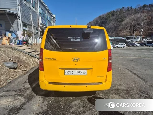 Hyundai The New Grand Starex id 2402598 из Кореи 12